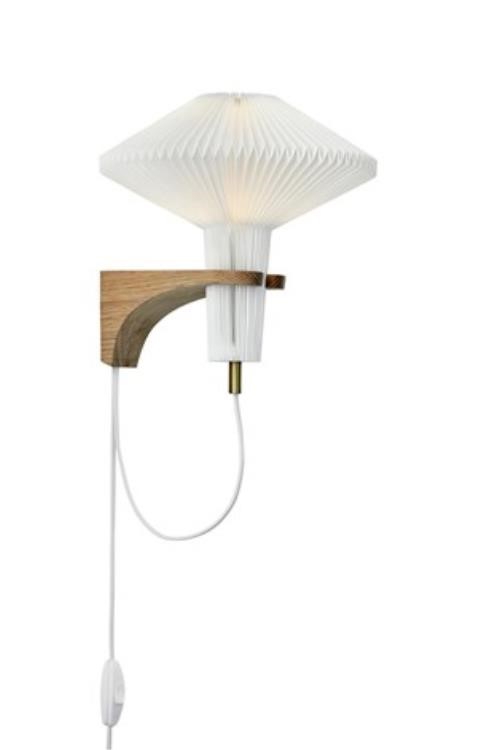 Le Klint Model 204 Væglampe 