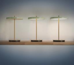 Asteria move oliven portable LED bordlampe
