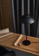 Vali High sort bordlampe